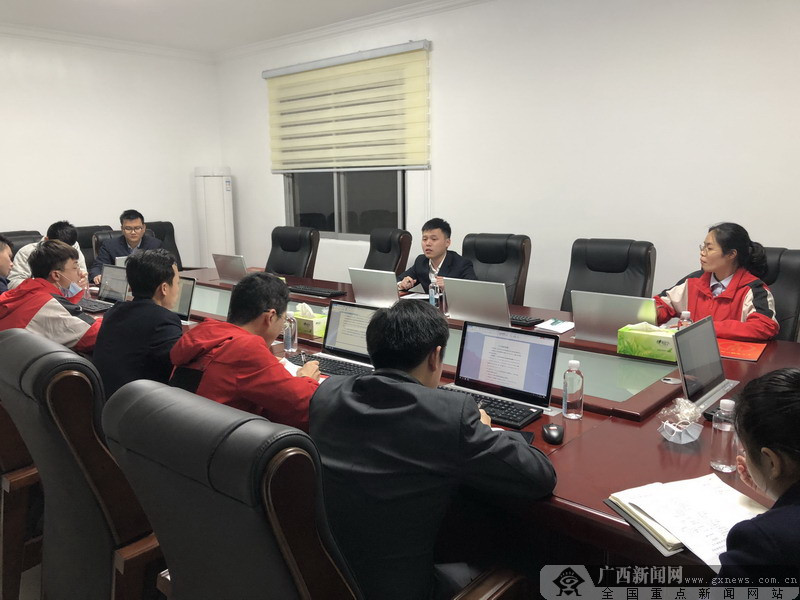 农行钟山县支行 强化业务培训 推动网点转型升级